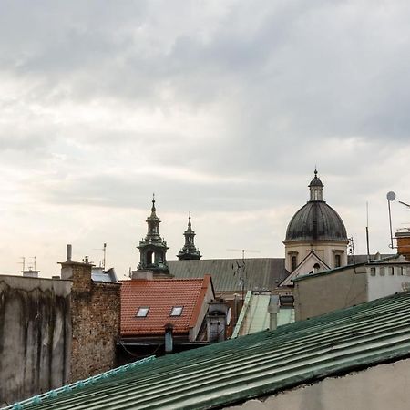 Ok Main Square Apartments Красков Екстериор снимка