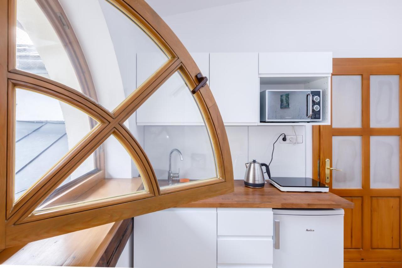 Ok Main Square Apartments Красков Екстериор снимка