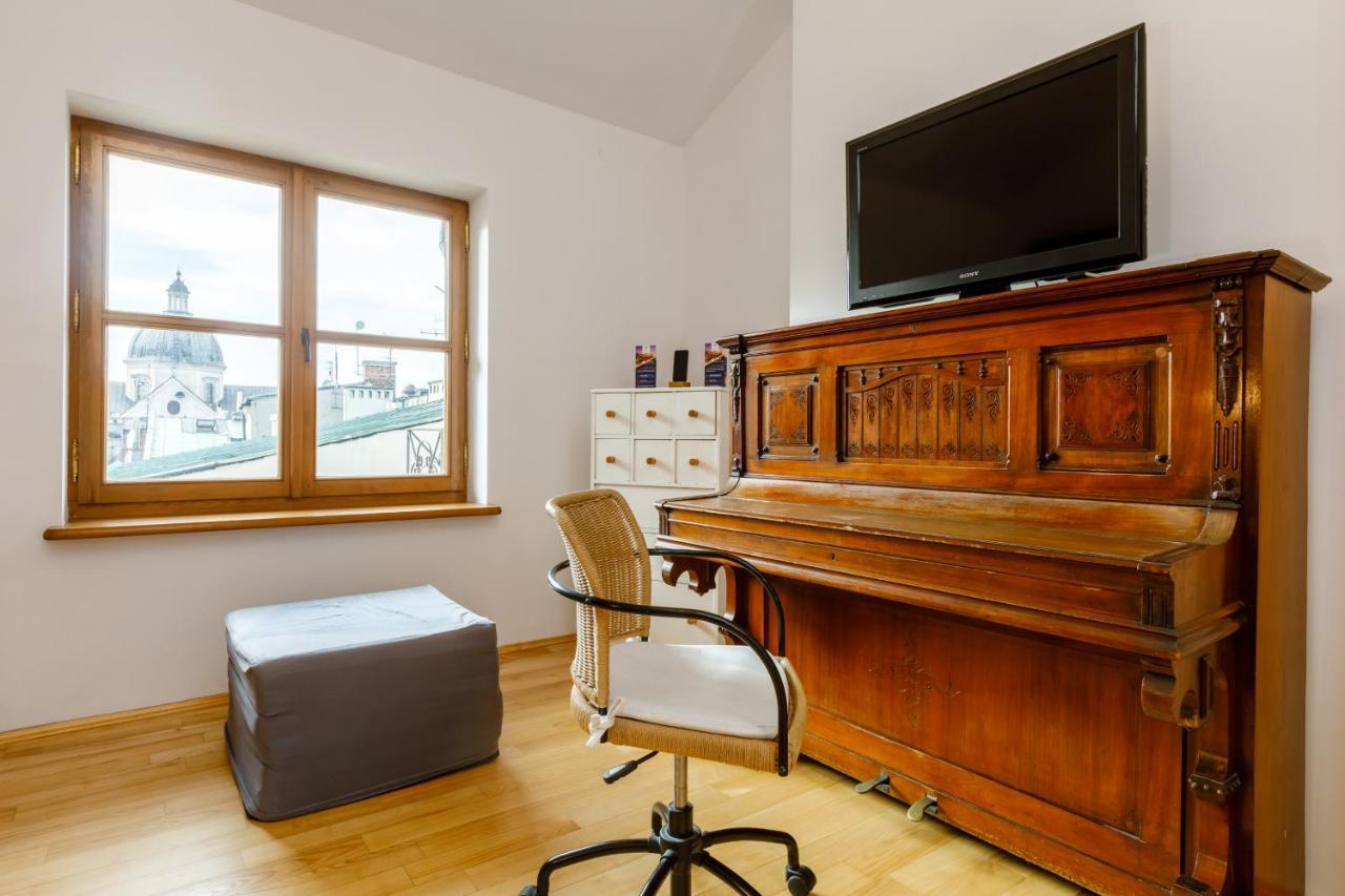 Ok Main Square Apartments Красков Екстериор снимка